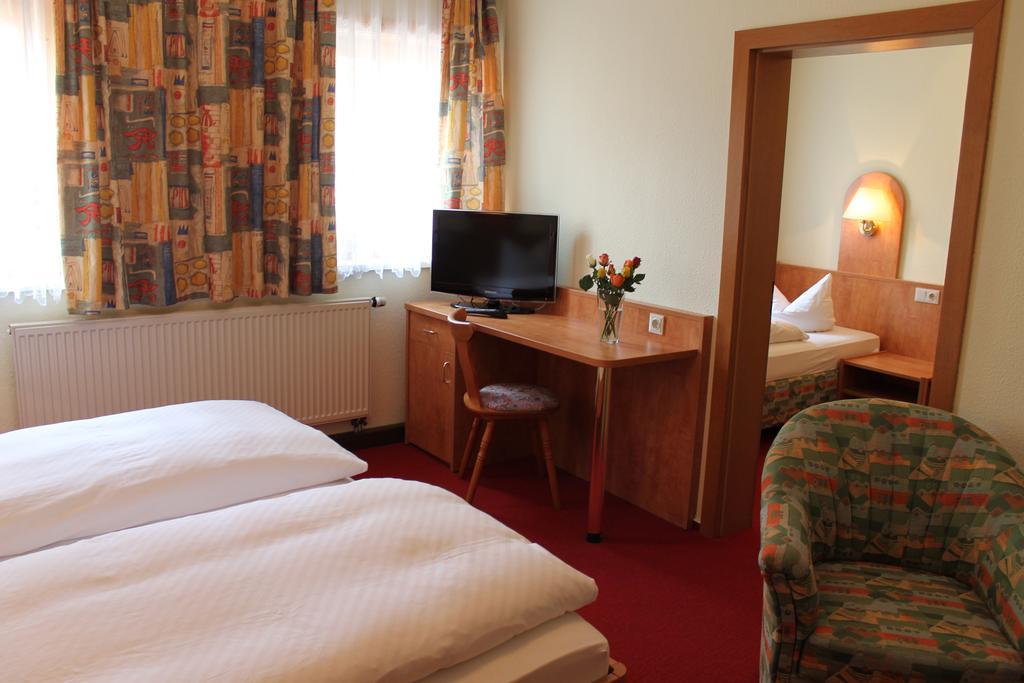 Gasthaus& Pension Zum Roten Haus Hotel Bad Schandau Kamer foto